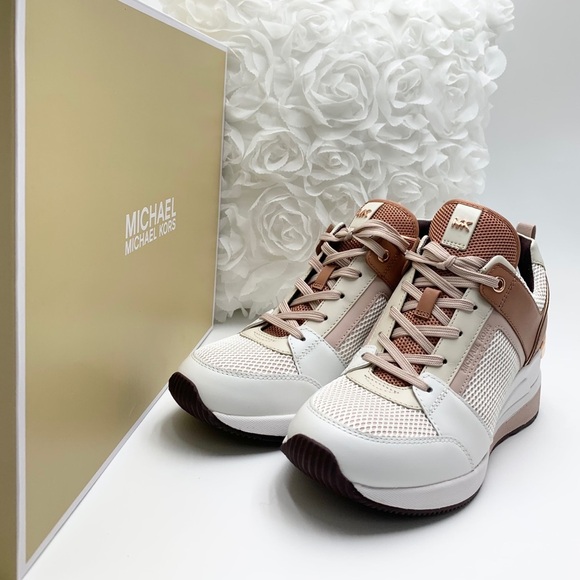 🥳HOST PICK🥳~Michael Kors Georgie Trainer Wedge Sneaker 👟 - Picture 7 of 15